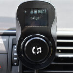 INCARCATOR AUTO 1XUSB QC3.0 SI 1XUSB 2.4A CU BLUETOOTH SI MODULATOR FM - imagine 3