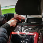 HUSA PROTECTIE PENTRU SCAUN AUTO COPII CU BUZUNAR TABLETA - imagine 2