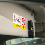 SUPORT AUTO PENTRU 2 PERECHI DE OCHELARI - imagine 2