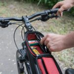 GENTUTA IMPERMEABILA PENTRU BICICLETA CU SUPORT TELEFON - imagine 9